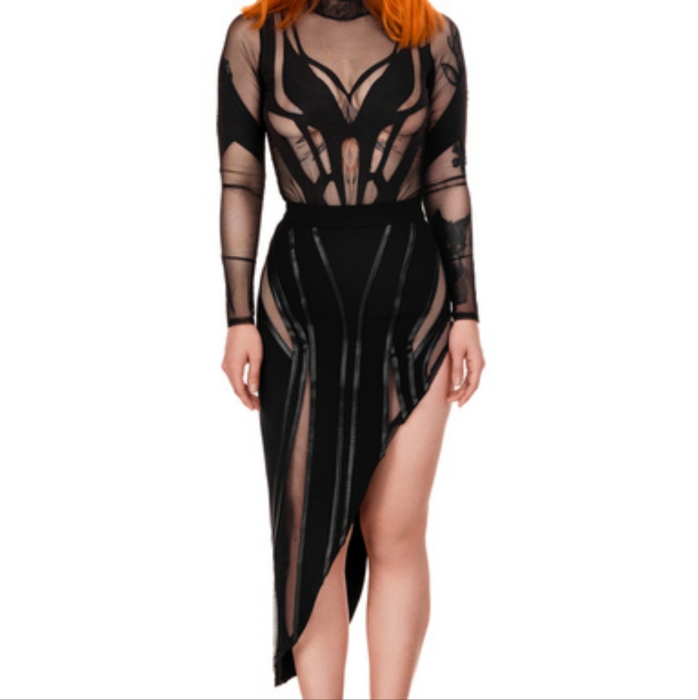 Restyle Desiree Skirt -STUNNING Goth/Alt Fashion!